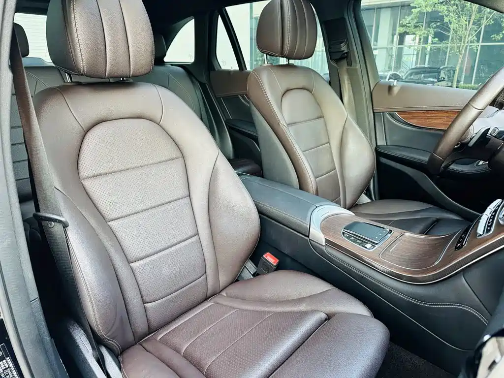 Mercedes-Benz GLC 2020 GLC 300 L 4MATIC Luxury
