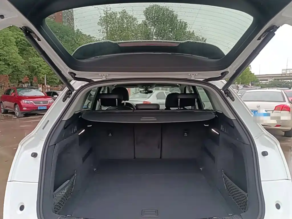 Audi Q5L — миниатюра 19