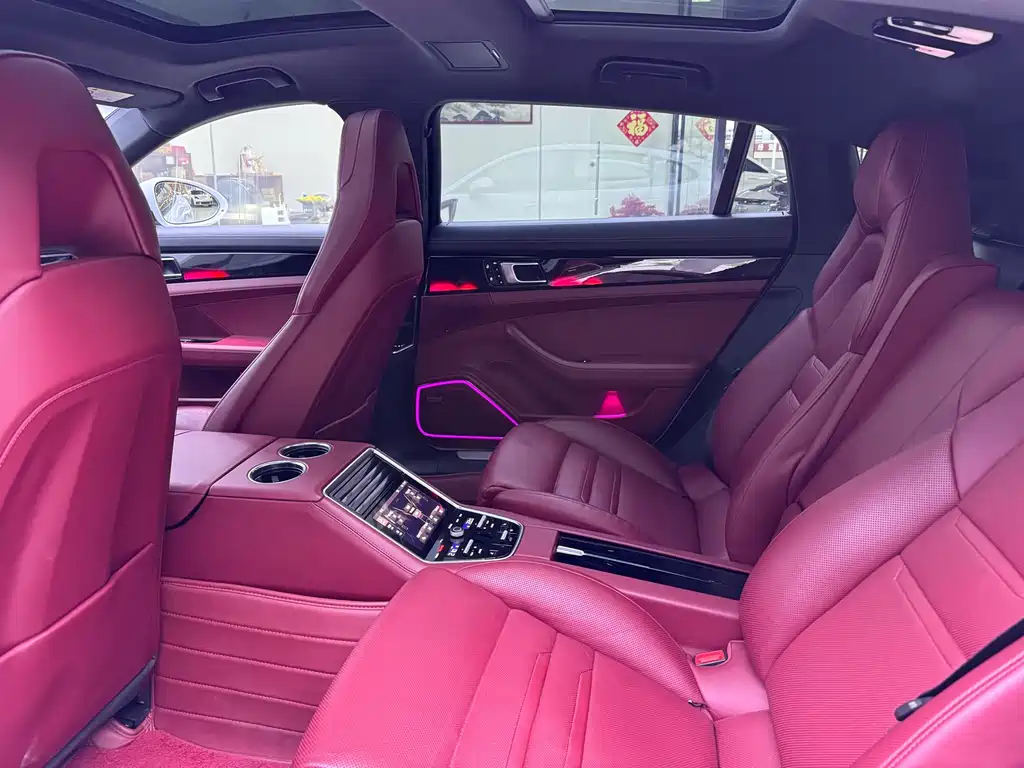 Porsche Panamera - фото 7
