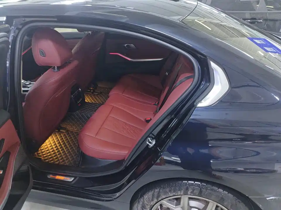 BMW i3 2022 eDrive 35 L