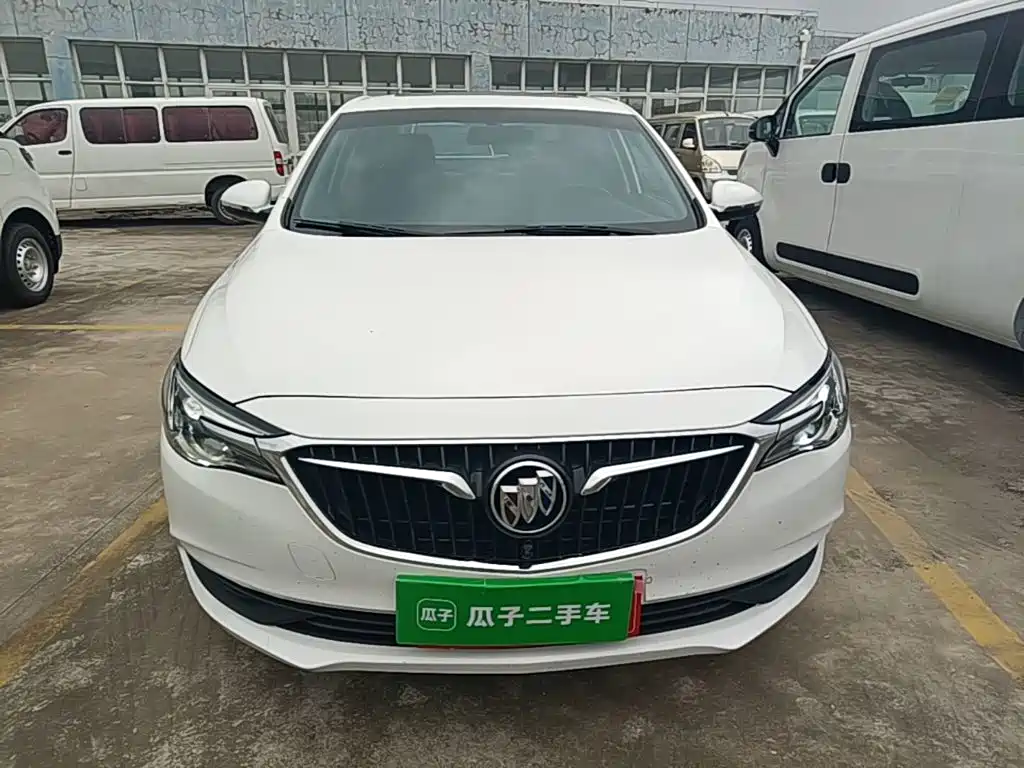 Buick Excelle — миниатюра 3