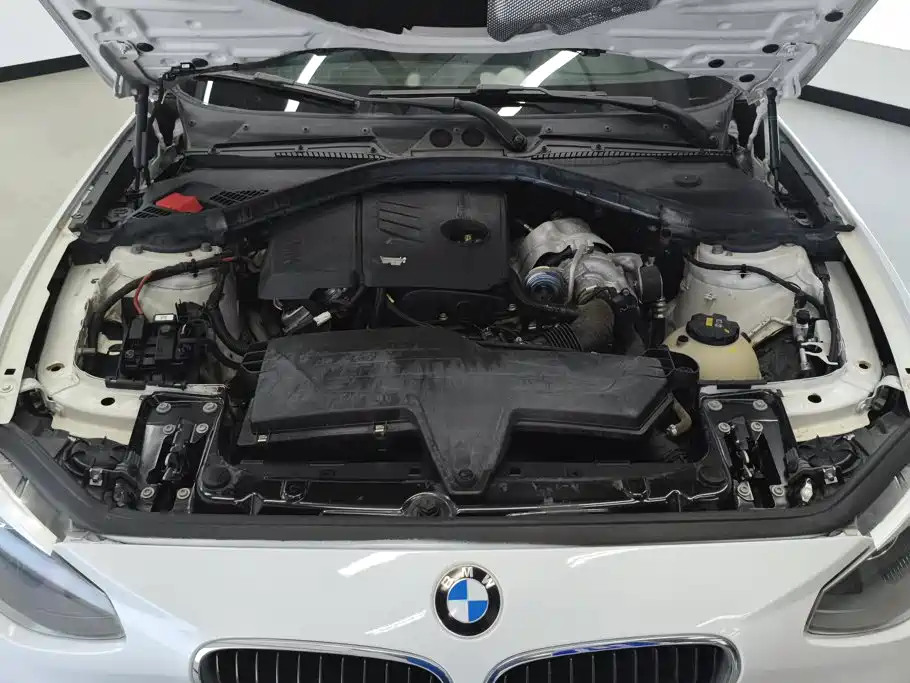 BMW 1 Series (Import) — миниатюра 10