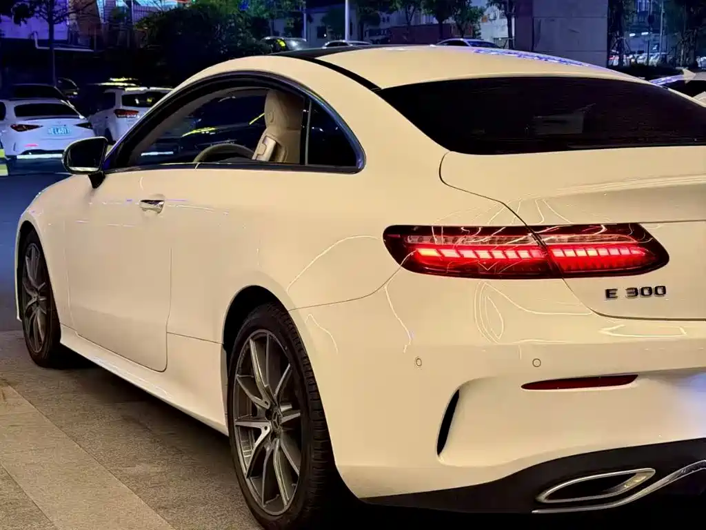 Mercedes-Benz E-Class E 2023 E 300