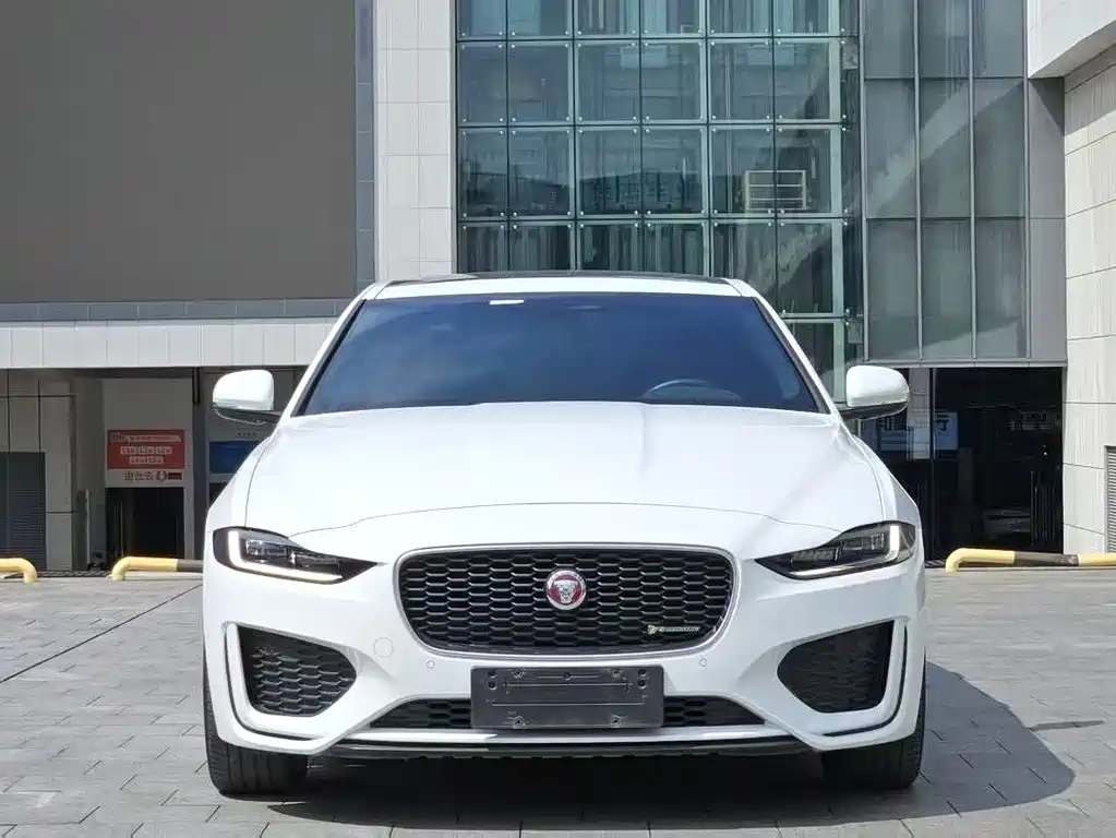 Jaguar XEL 2023 2.0T 250PS R-DYNAMIC S Sport