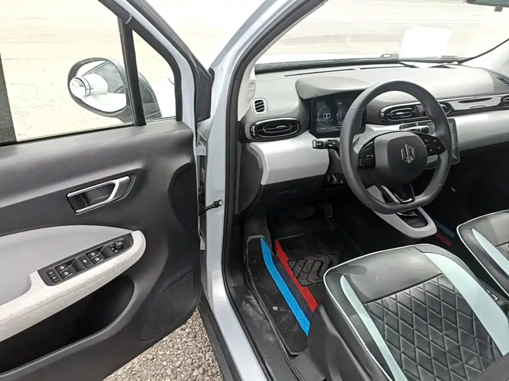Leapmotor Leapmotor T03 — миниатюра 16