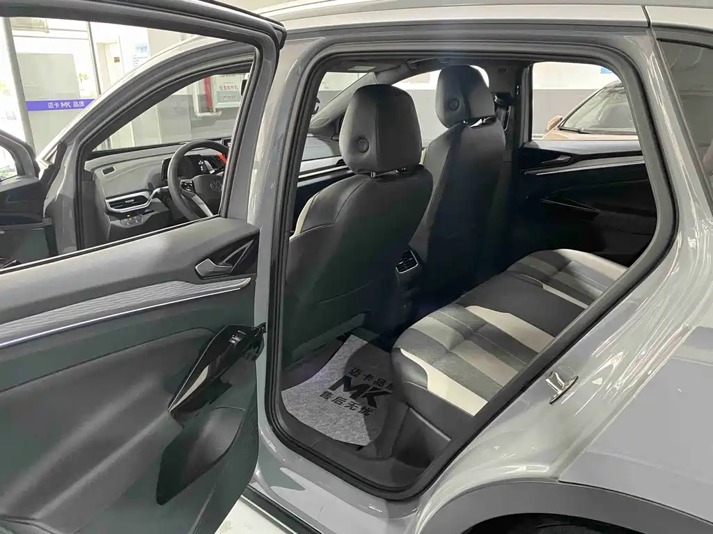 Volkswagen ID.4 Crozz — миниатюра 9