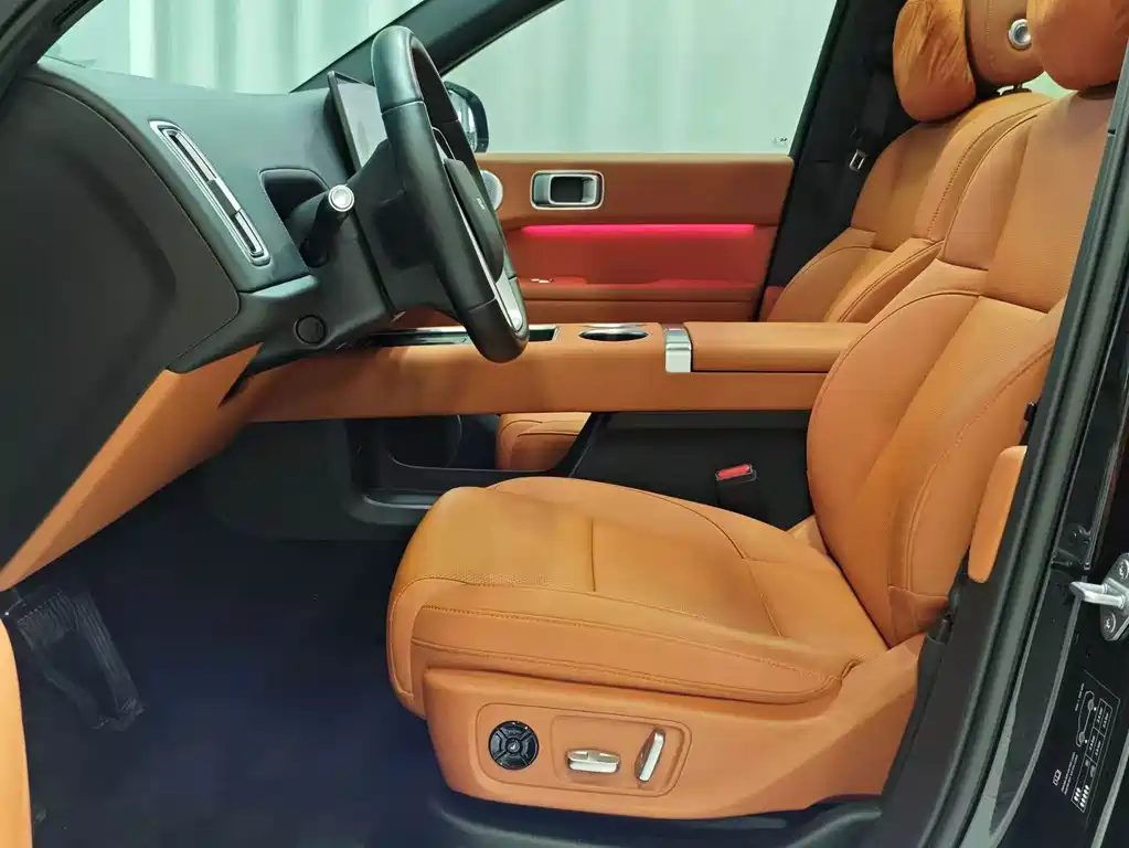 Li Auto Li L6 — миниатюра 3