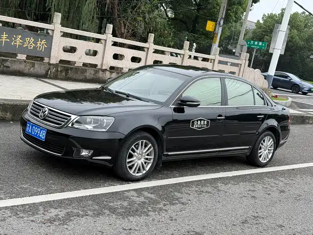Volkswagen Passat Lingyu