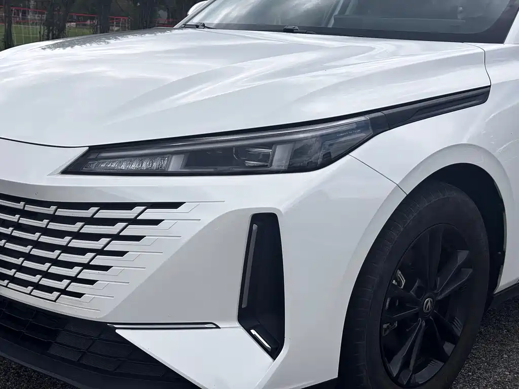 Changan Yida — миниатюра 21