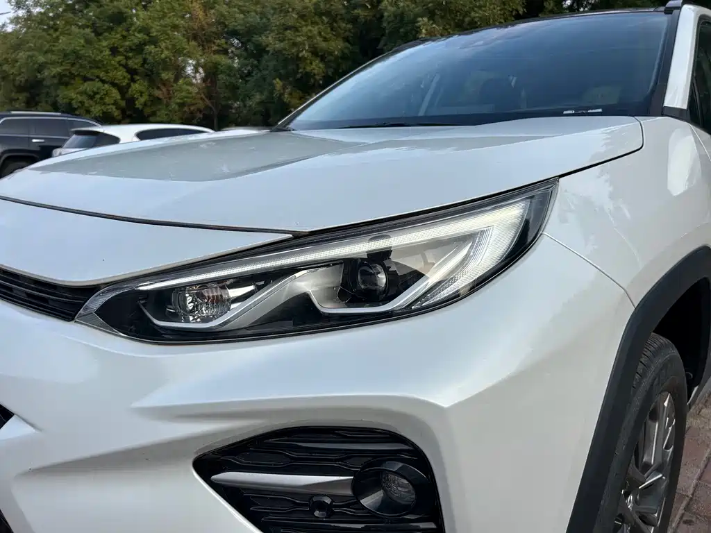 Toyota Wildlander 2023 2.0L CVT Luxury PLUS