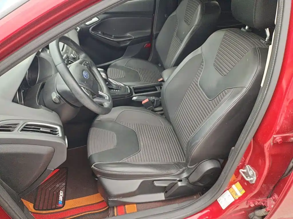 Ford Focus — миниатюра 15