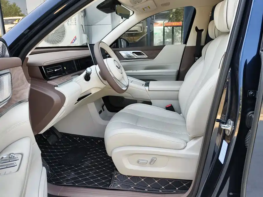 Wuling Xingguang L — миниатюра 9