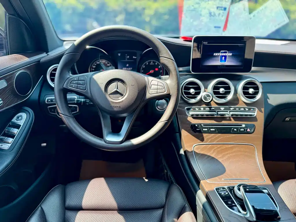 Mercedes-Benz GLC — миниатюра 6