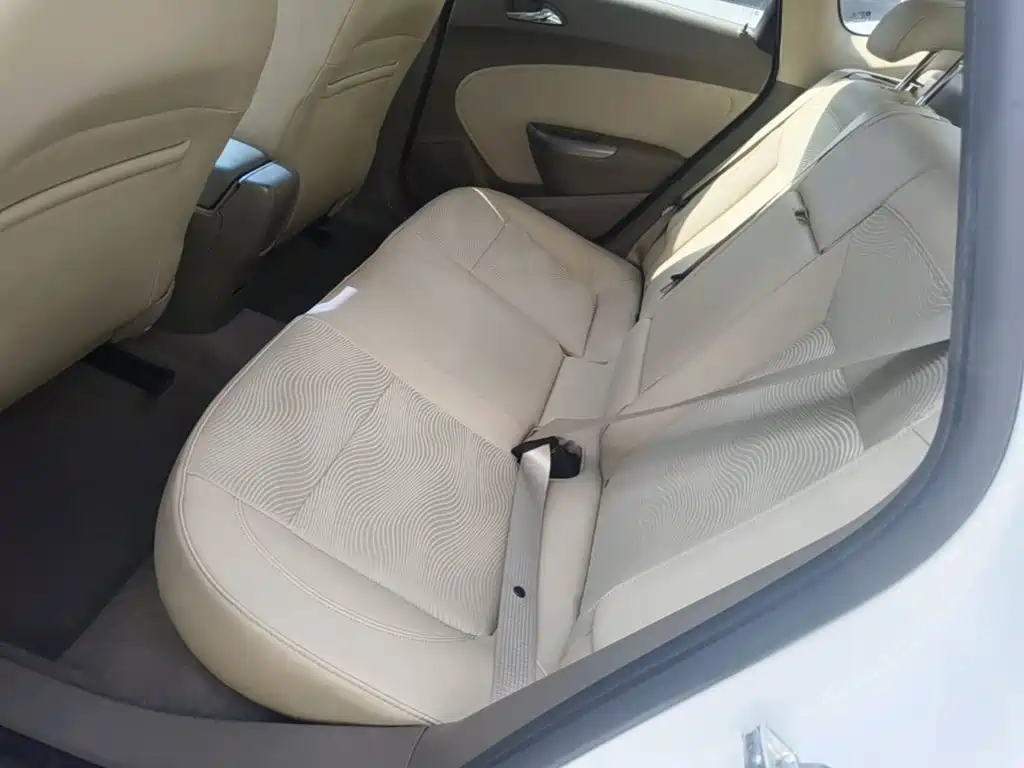 Buick Excelle — миниатюра 17
