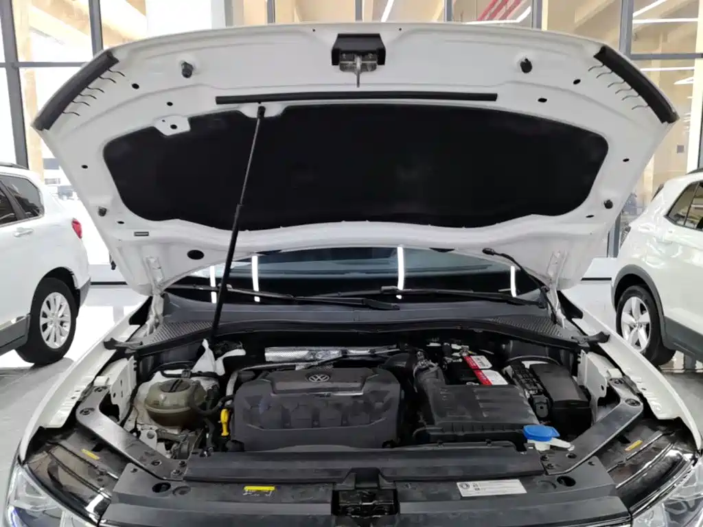 Volkswagen Tiguan L — миниатюра 20