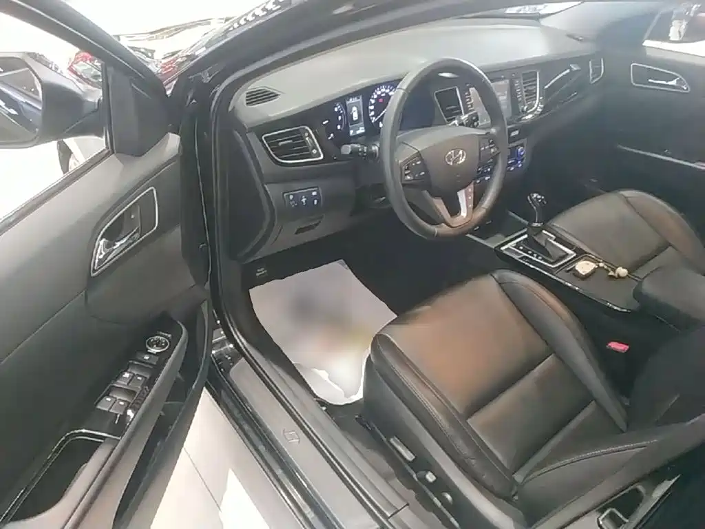 Hyundai Mistra — миниатюра 16