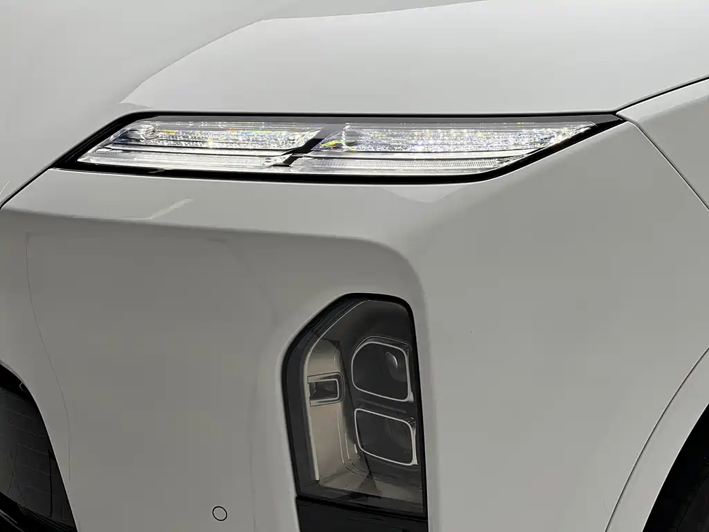 NIO ES8 — миниатюра 16