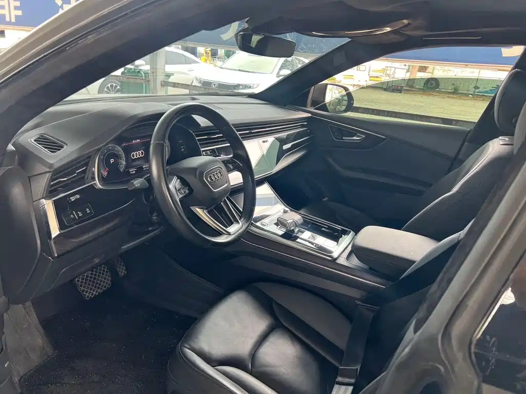 Audi Q8 — миниатюра 6