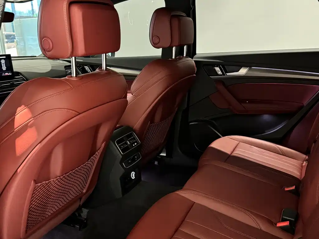 Audi Q5L — миниатюра 7