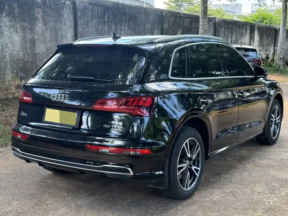 Audi Q5L — миниатюра 7