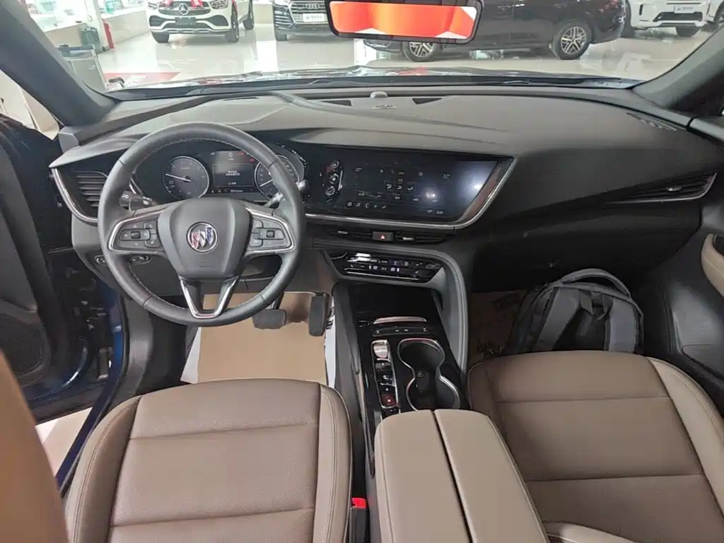 Buick Envision Plus — миниатюра 10