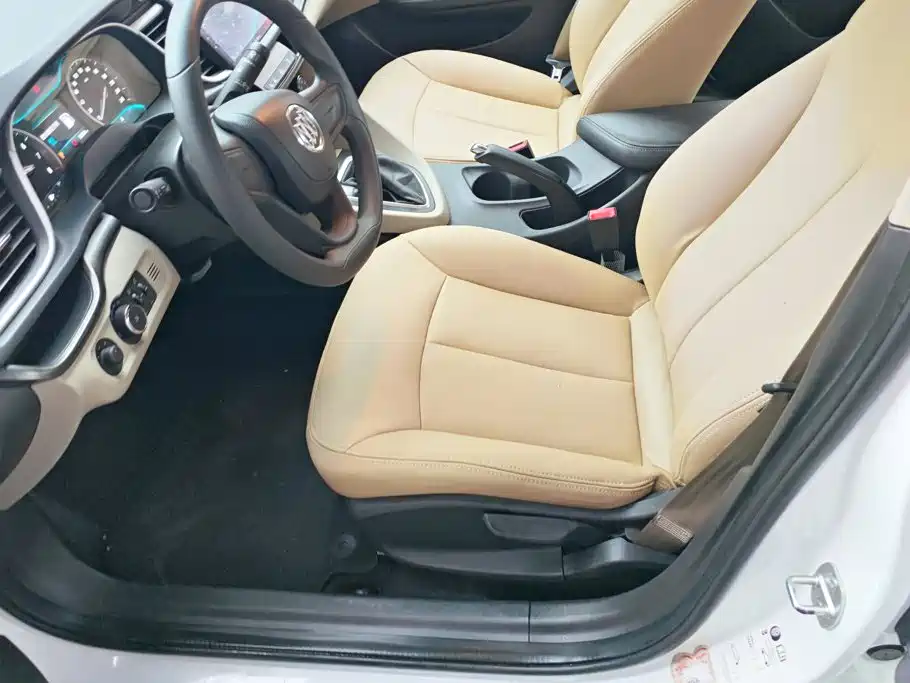 Buick Excelle — миниатюра 9