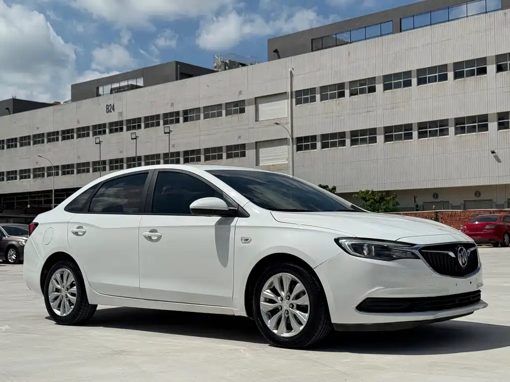 Buick Excelle — миниатюра 3