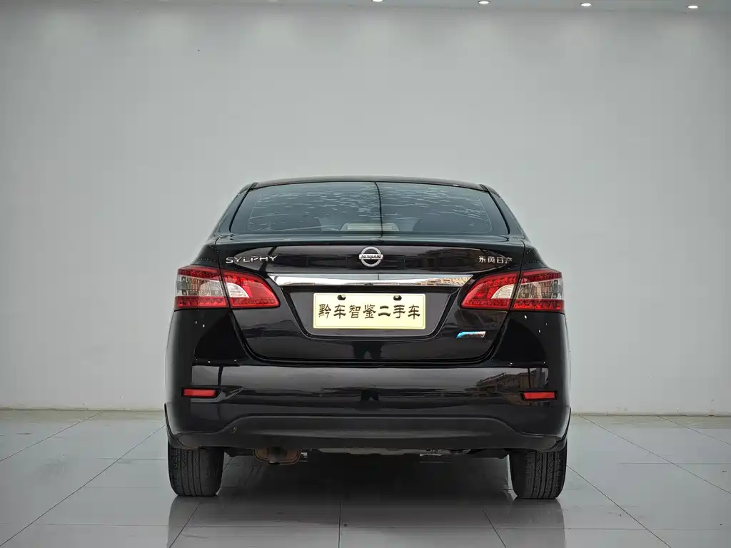 Nissan Sylphy 2012 1.6XE CVT Comfort