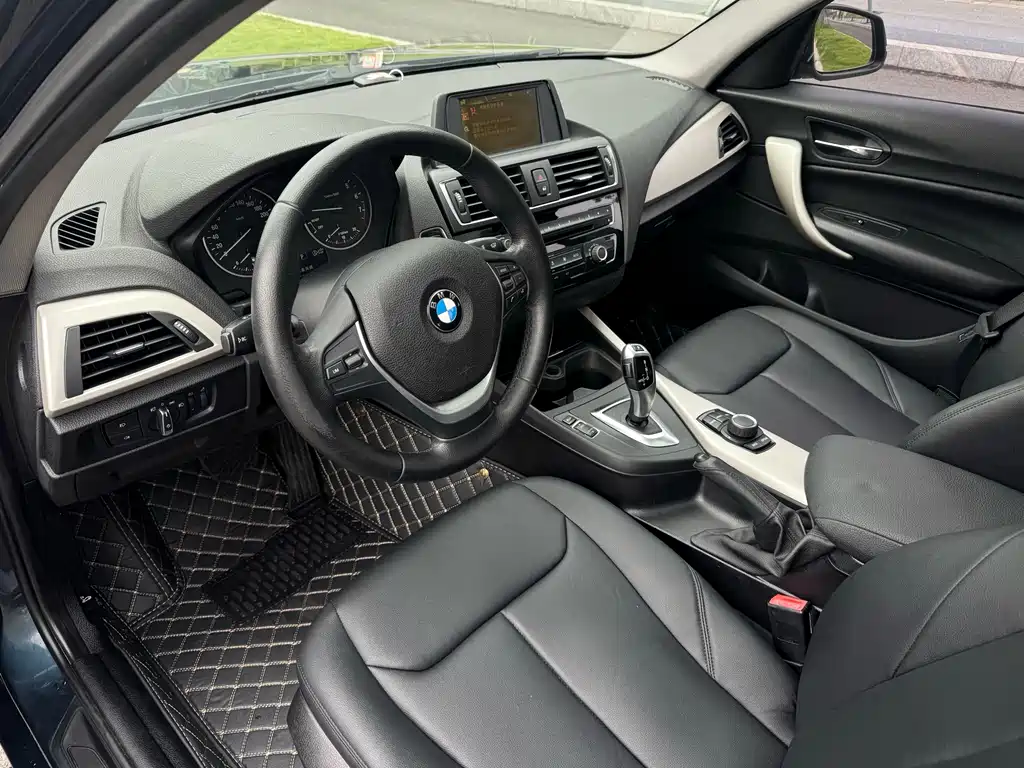 BMW 1 Series (Import) — миниатюра 4