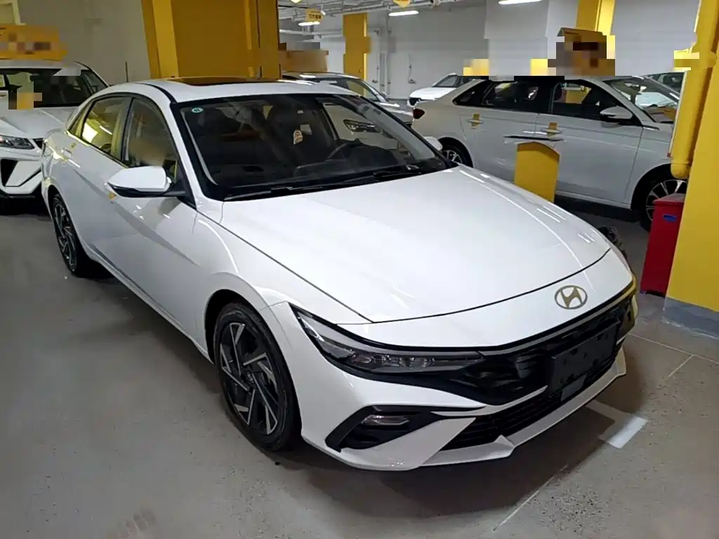 Hyundai Elantra — миниатюра 4