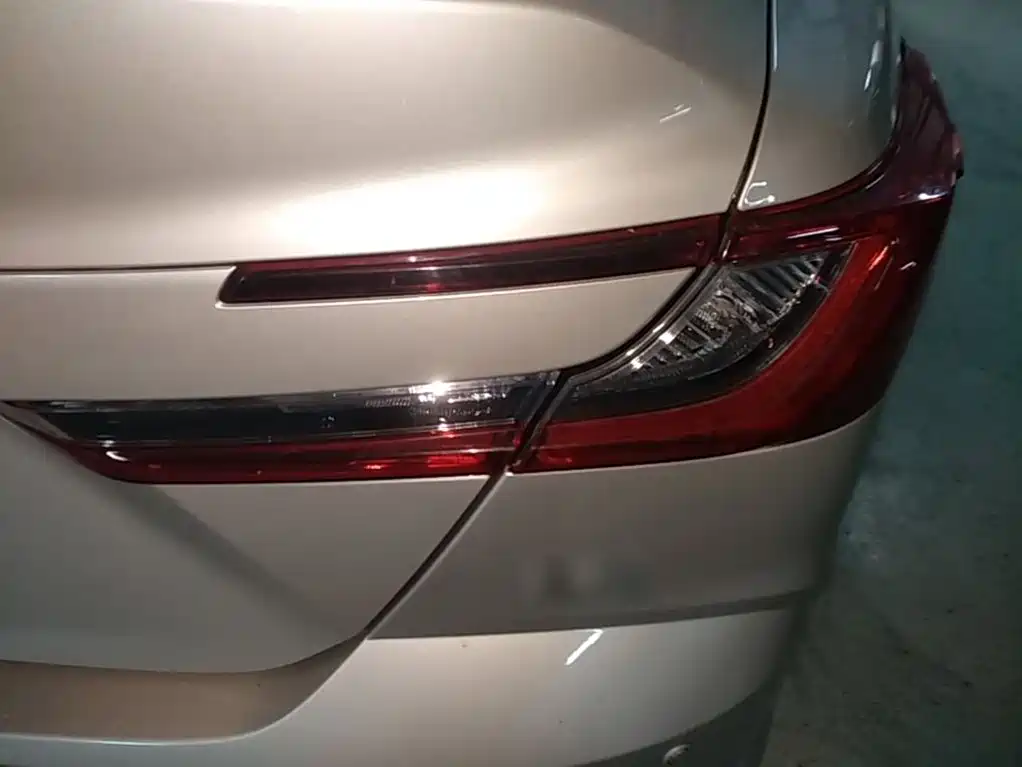 Toyota Camry — миниатюра 8