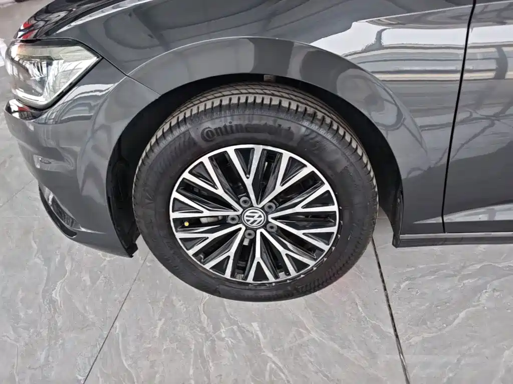 Volkswagen Sagitar — миниатюра 23