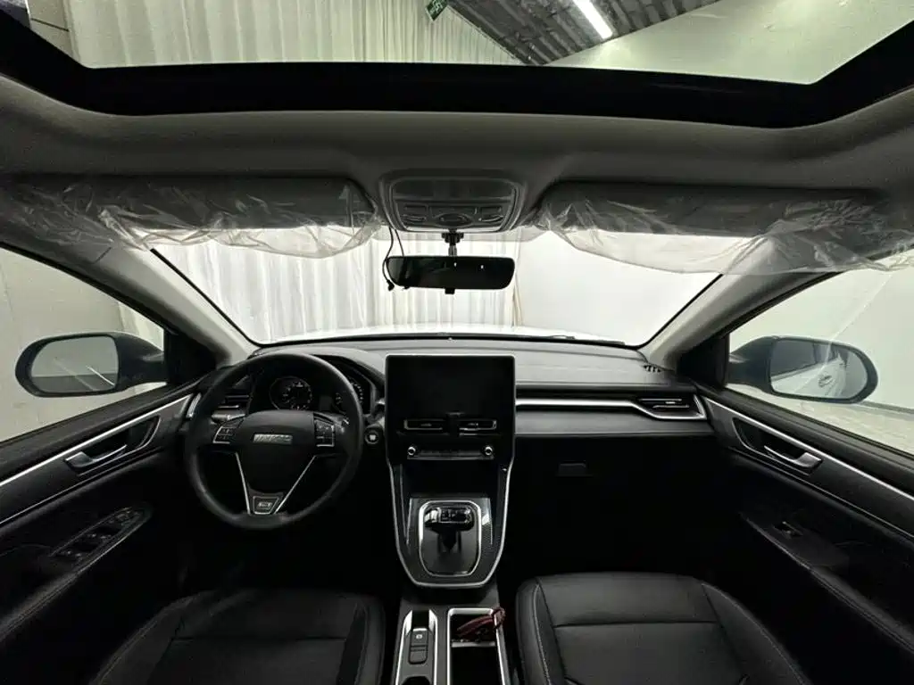 Haval M6 — миниатюра 8