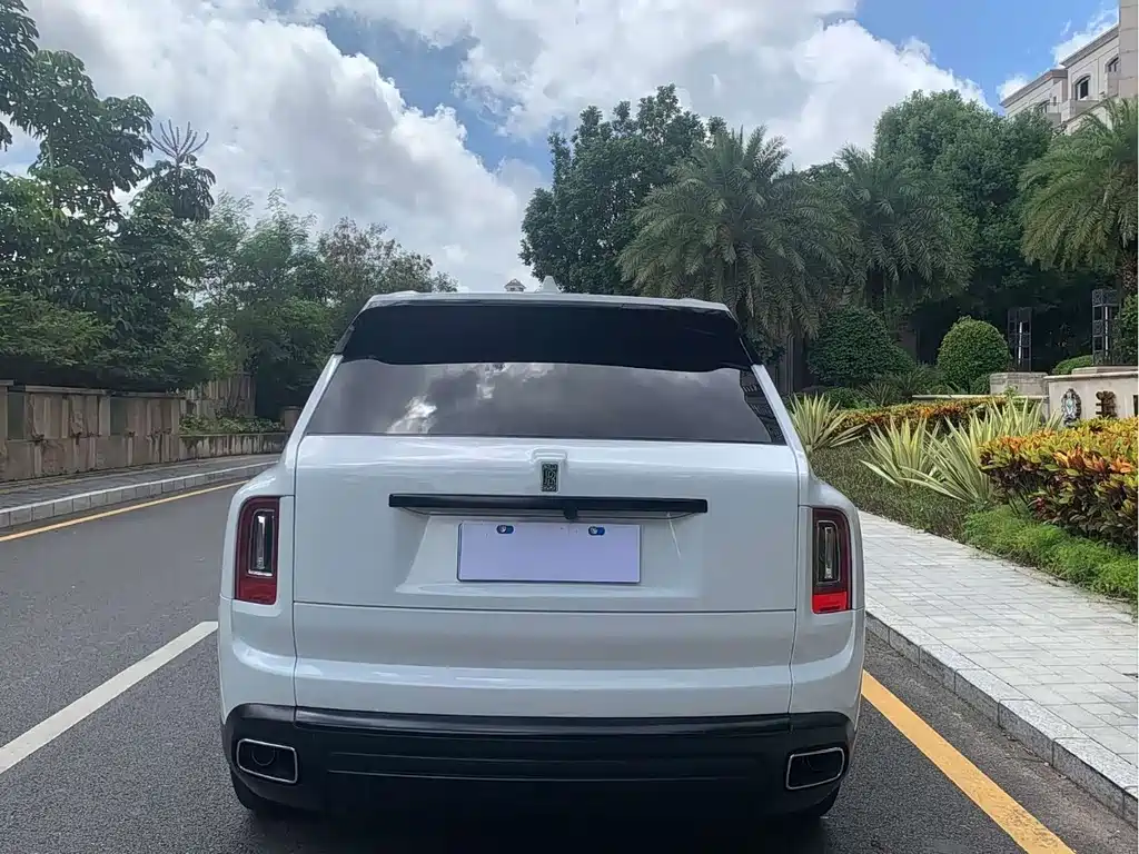 ROLLS-ROYCE CULLINAN