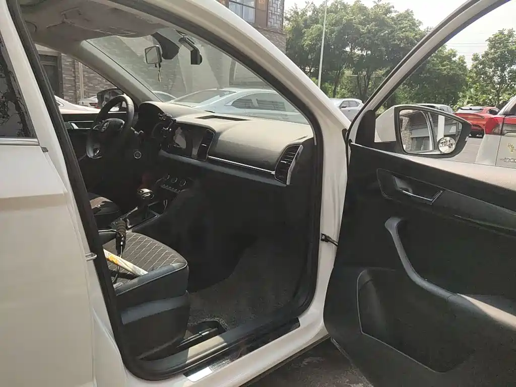 Skoda Karoq — миниатюра 19
