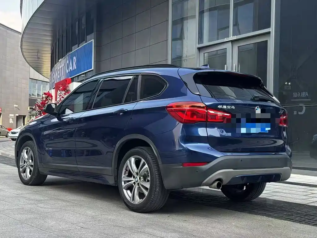 BMW X1 — миниатюра 9