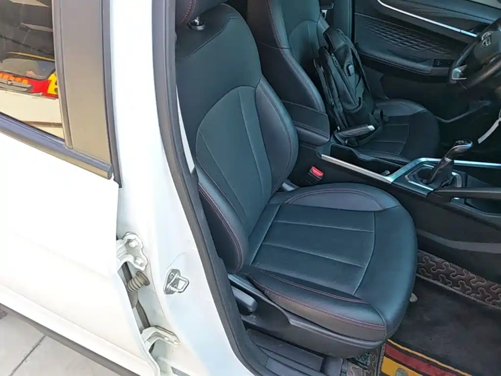 Geely Vision X3 — миниатюра 23