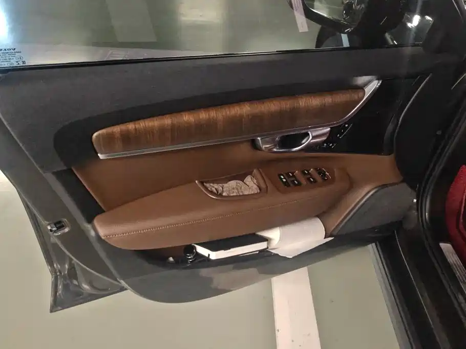 Volvo V90 — миниатюра 7