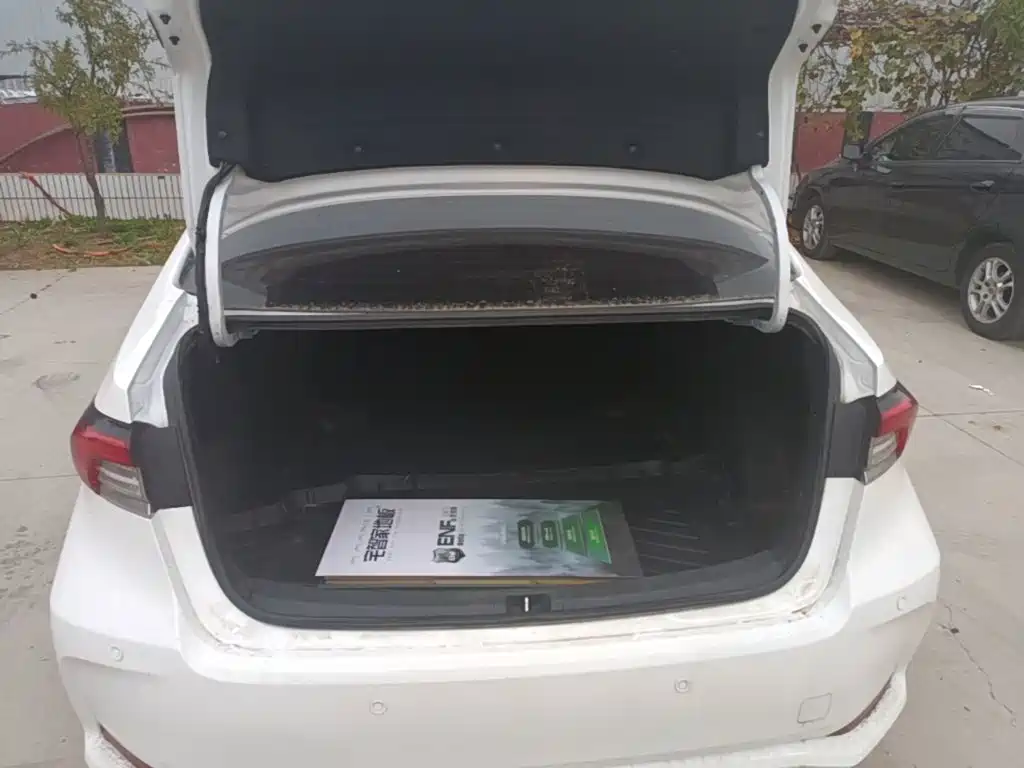 Toyota Corolla — миниатюра 19