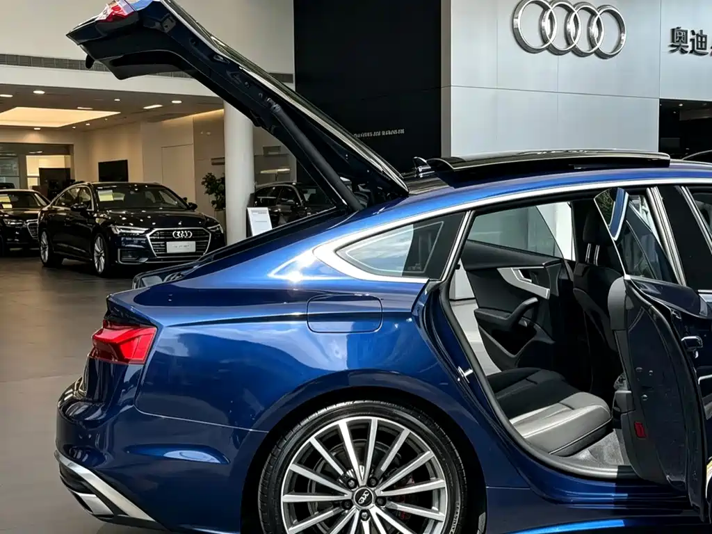 Audi A5 (Import) — миниатюра 9