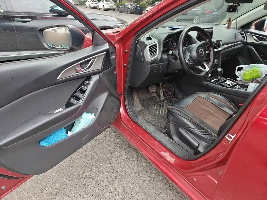 Mazda 3 Axela — миниатюра 17