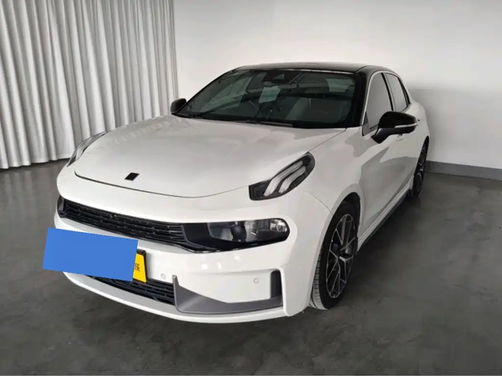 Lynk & Co 03 2020 2.0TD Auto Dynamic Pro Edition