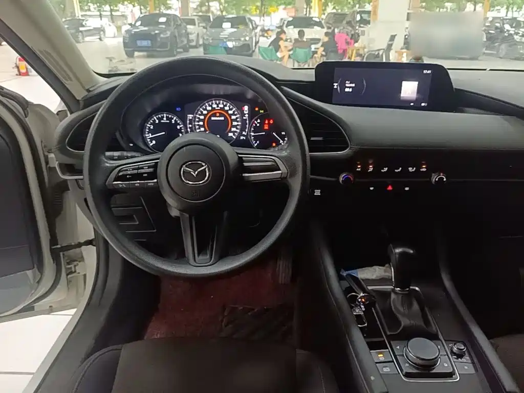Mazda 3 Axela — миниатюра 10