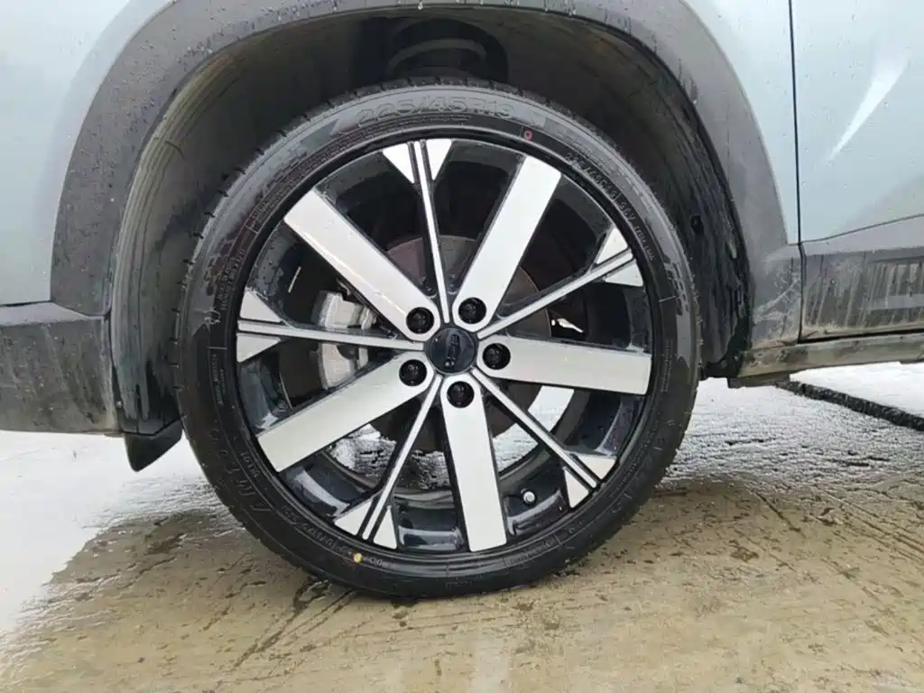 Geely Icon — миниатюра 23