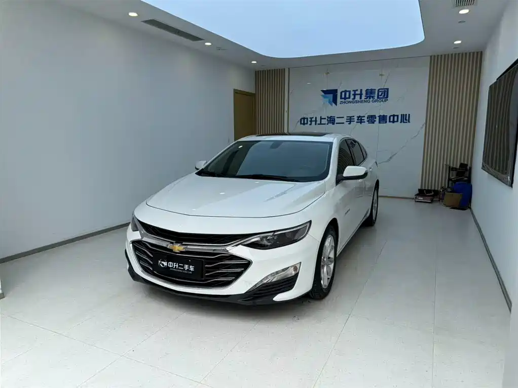 Купить Chevrolet Malibu XL