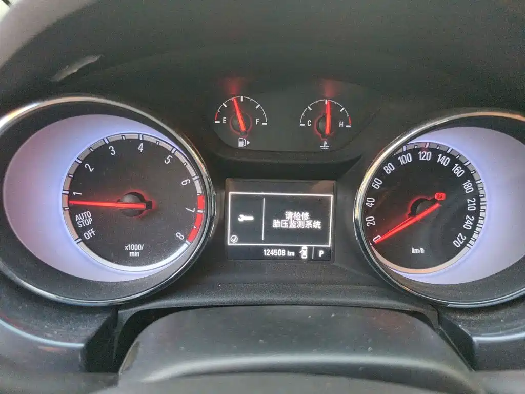 Buick Verano — миниатюра 7