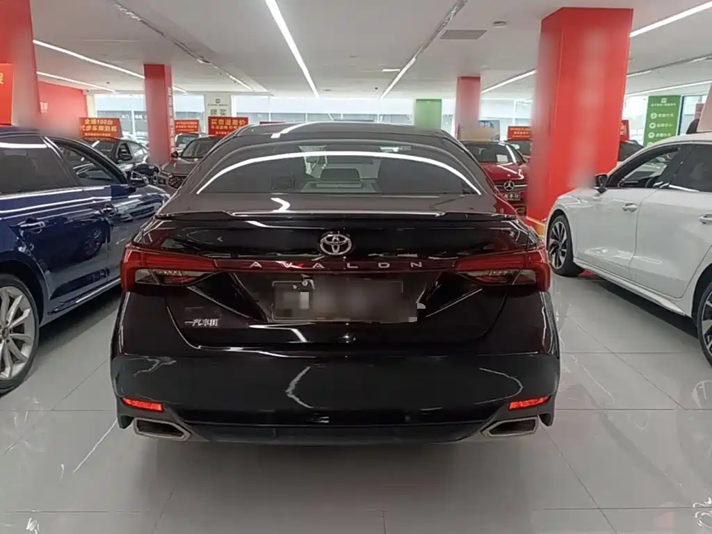 Toyota Avalon — миниатюра 6