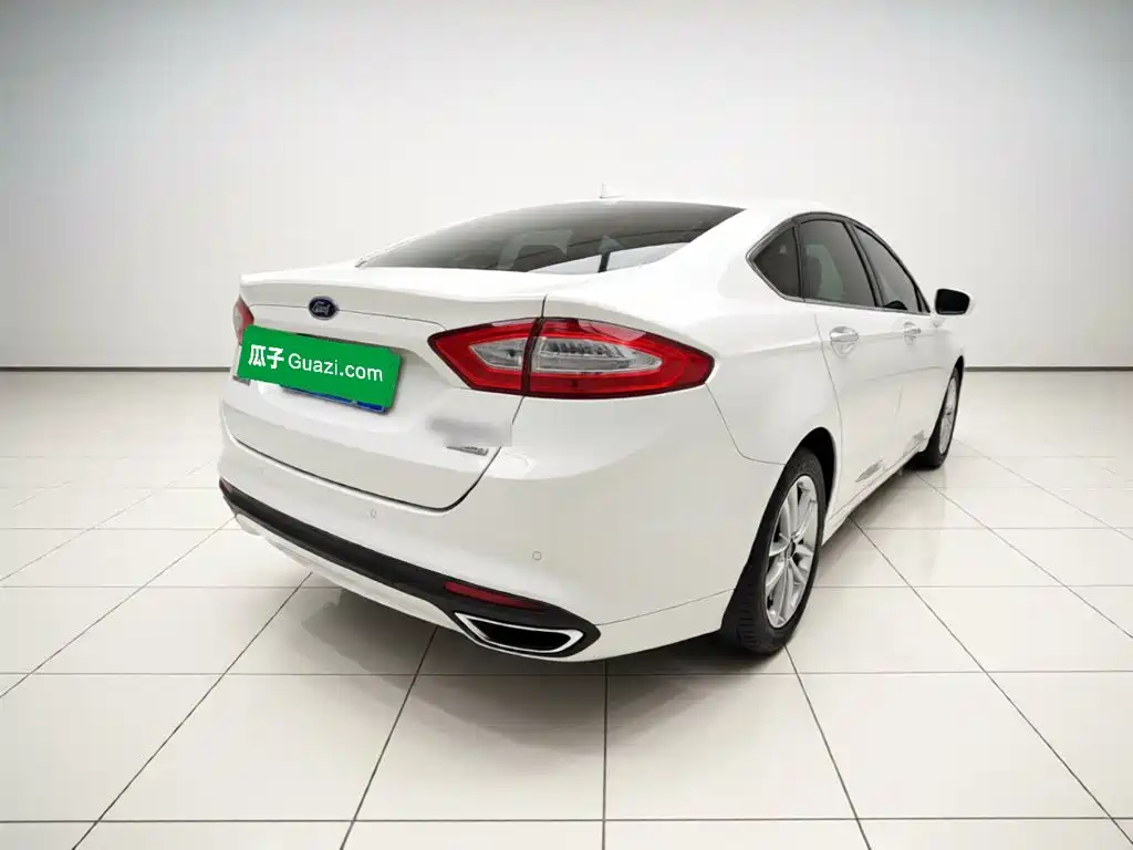 Ford Mondeo — миниатюра 6