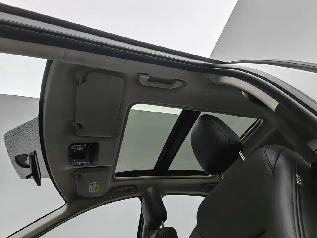 Honda Vezel — миниатюра 14