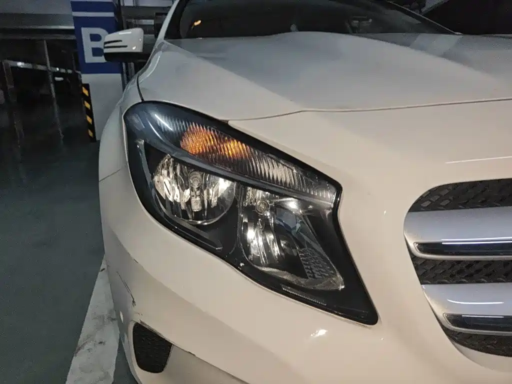 Mercedes-Benz GLA — миниатюра 7